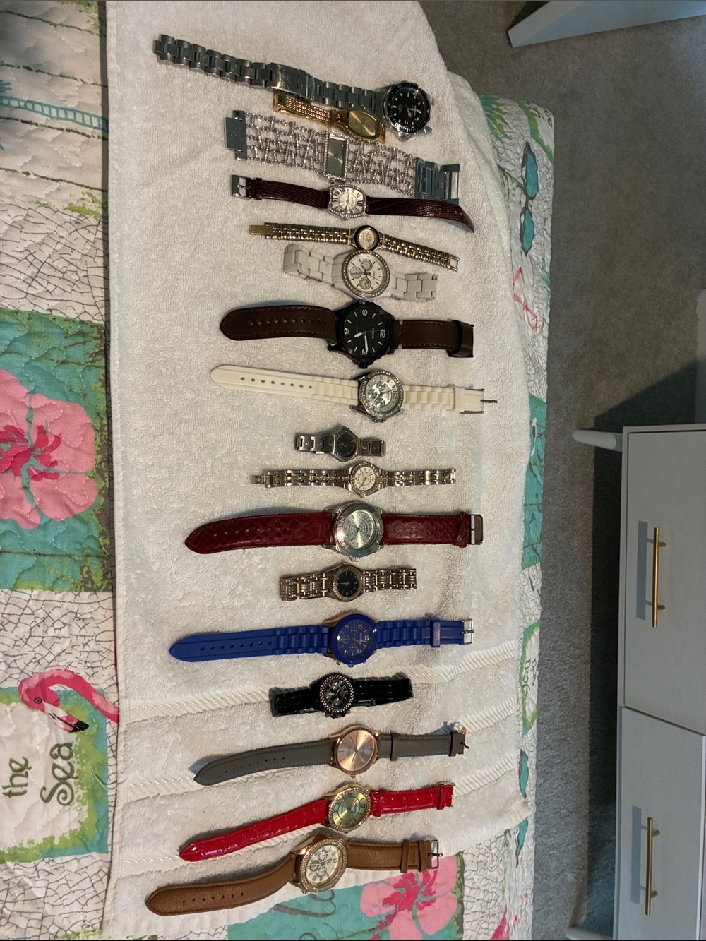 Womens and Men Watch Mega Collection Lot-15 Pieces (Invicta,Fossil, Annie Klein)